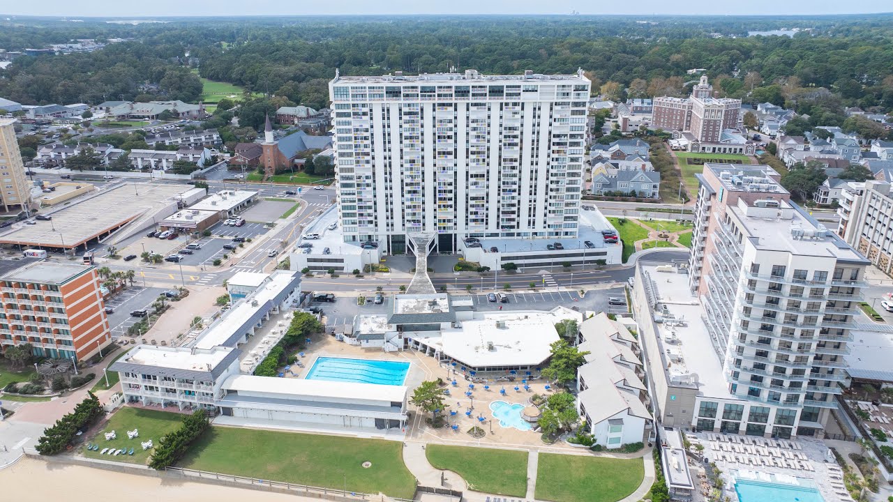 🌊 JUST LISTED 🌊 4004 Atlantic Ave, Unit 404 Virginia Beach