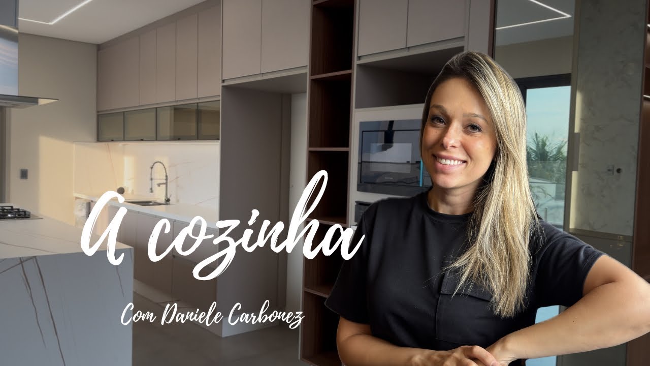 Residência DR | A cozinha com vista que inspira o viver — Daniele Carbonez Arquitetura #arquitetura