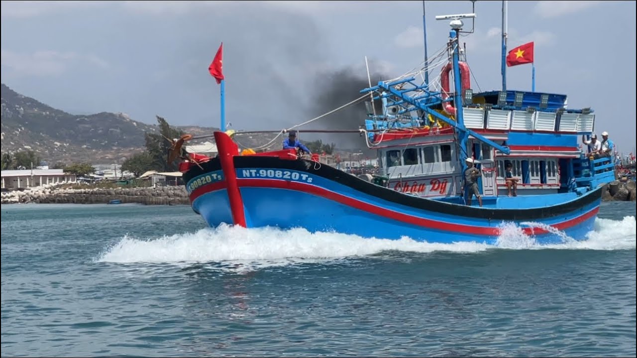 Phần 748/ Bữa Nay Ngày Mùng 6 Ngày Tốt , Đoàn Pha Xúc Xuất Hành Biển Rất Nhiều