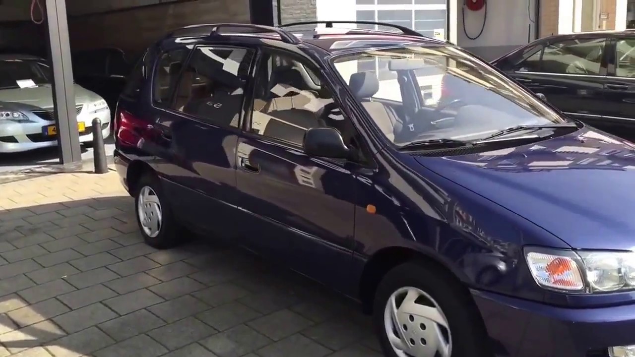Toyota Picnic 2000  