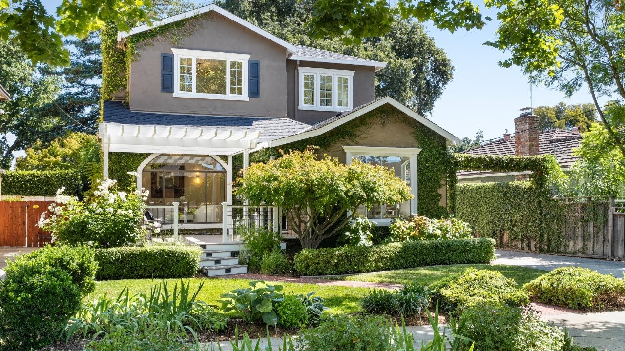 Lush Garden Oasis in Historic Mt. Carmel | Cinematic Real Estate Video 4K | Luxury Homes | CA, USA