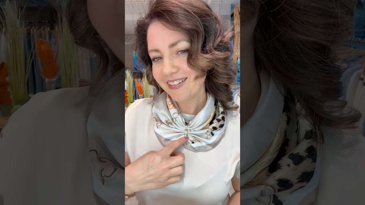 Маленький платок- как его применить? #irenebutsch #fashion #italyfashion #fashiontricks