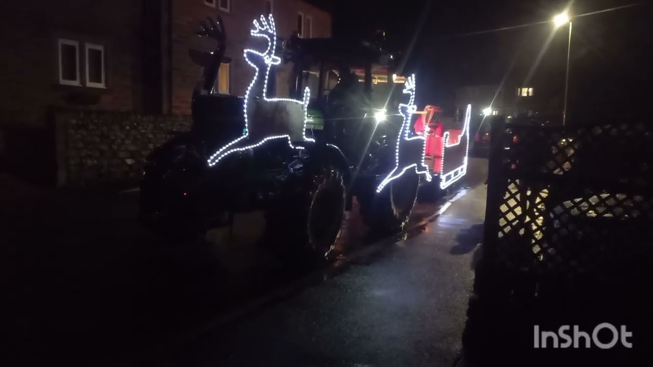 Santa is early in Tansley! 