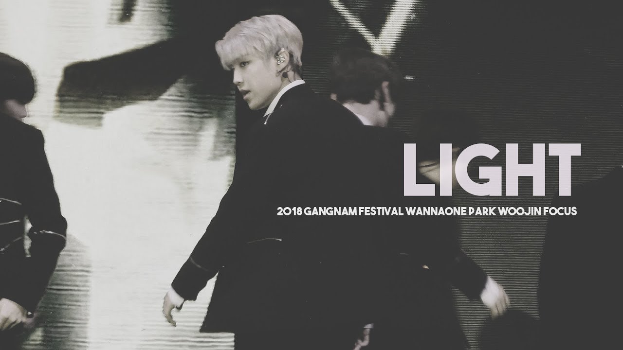 [4K 직캠] 181006 영동대로KPOP콘서트 켜줘  LIGHT 워너원 박우진 parkwoojin focus.