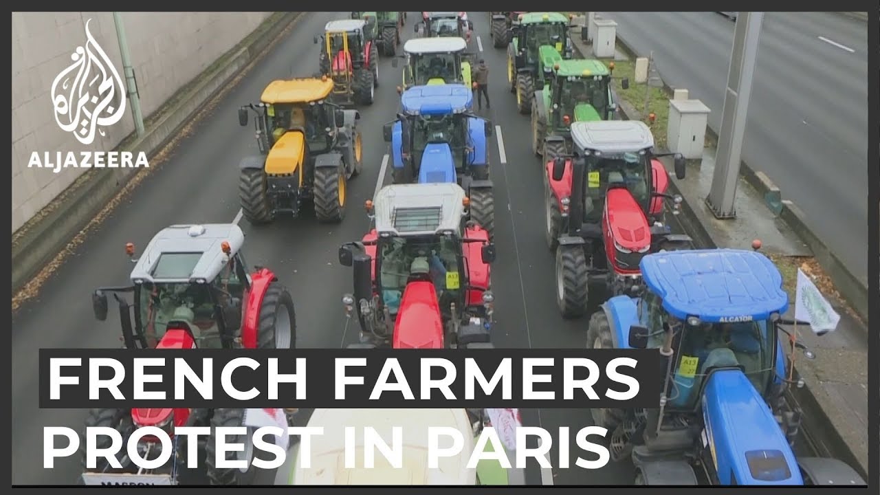 Protesting French farmers roll out up to 1,000 tractors in Paris