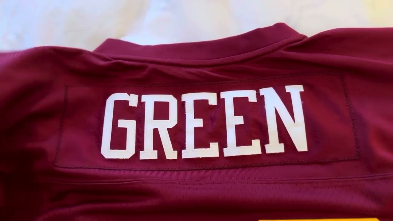 Mitchell & Ness jersey comparison Authentic vs Legacy ￼