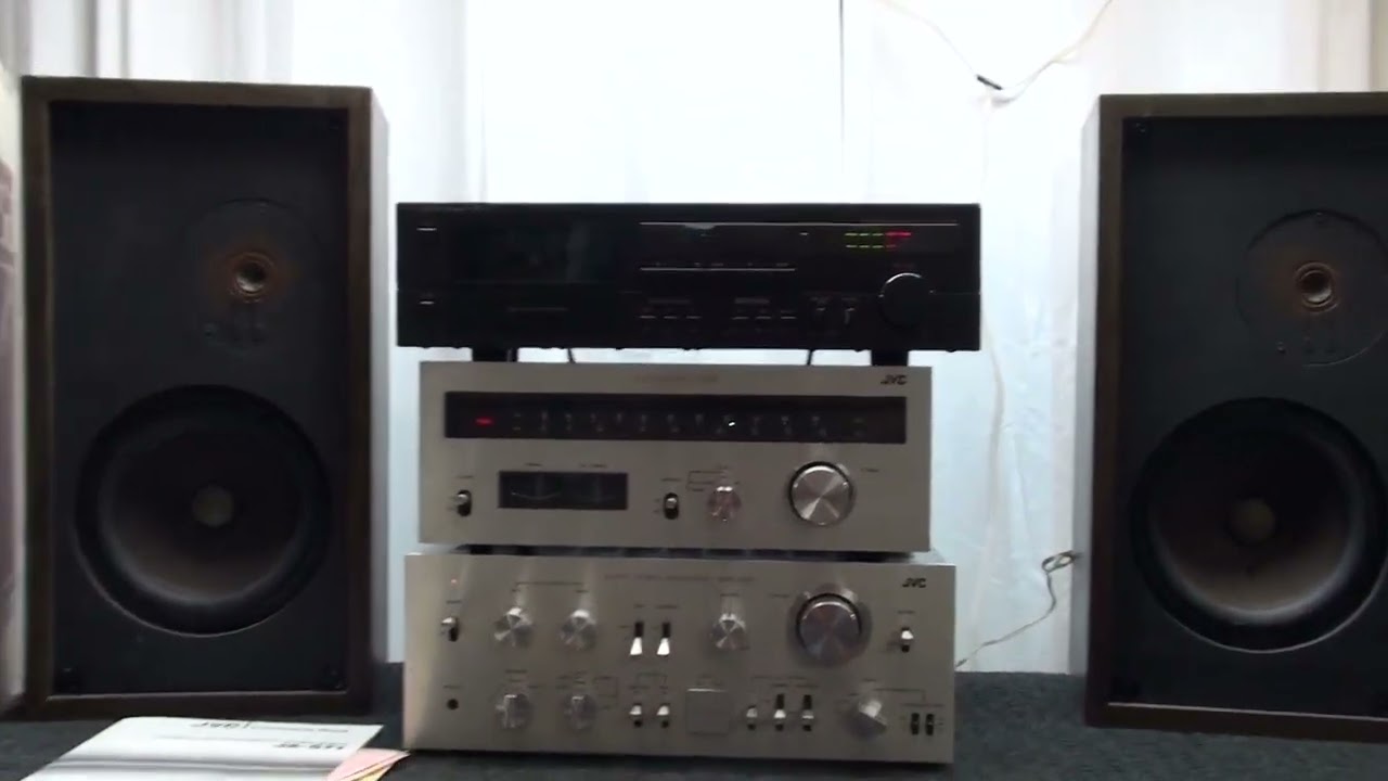 Pair of EPI m90 speakers aka Epicure DEMO