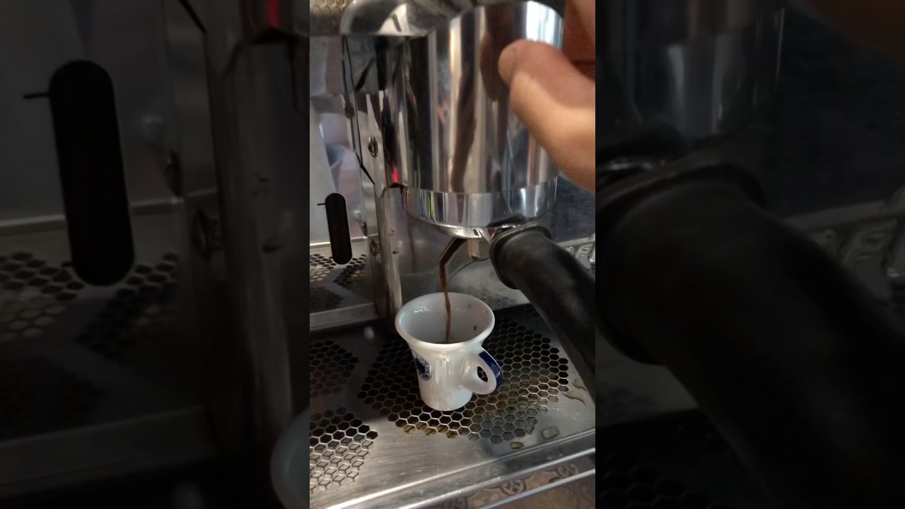 Italian coffee Borbone ☕️#dubai #coffee #borbone #youtubeshorts #vairalvideo #fyp #italy 🇮🇹