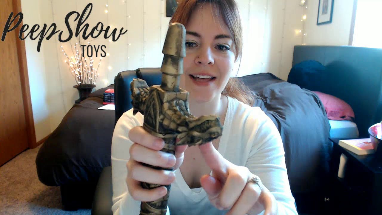 Toy Review - Blush The Realm Drago Handle and Realistic Lock on Dildo, courtesy of Peepshow Toys