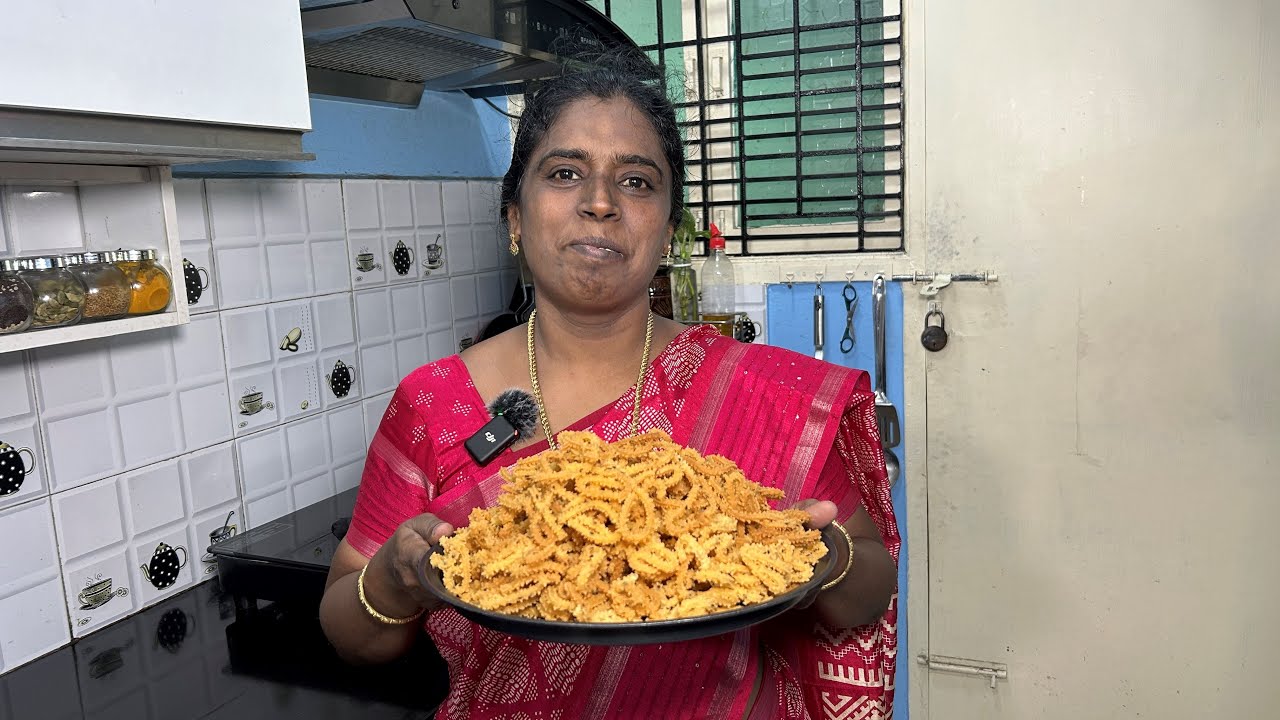 மாவு அரைத்து கஷ்டம்ப்படாமல் 10 நிமிடத்தில் Crispyயான முள்ளு முறுக்கு ரெடி - Butter Murukku Recipe!!