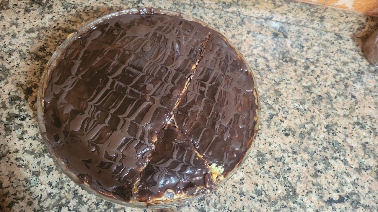 كيكة بالشكلاط لذيذة وسهلة التحضير جربوها  وردوا عليا الخبار💜