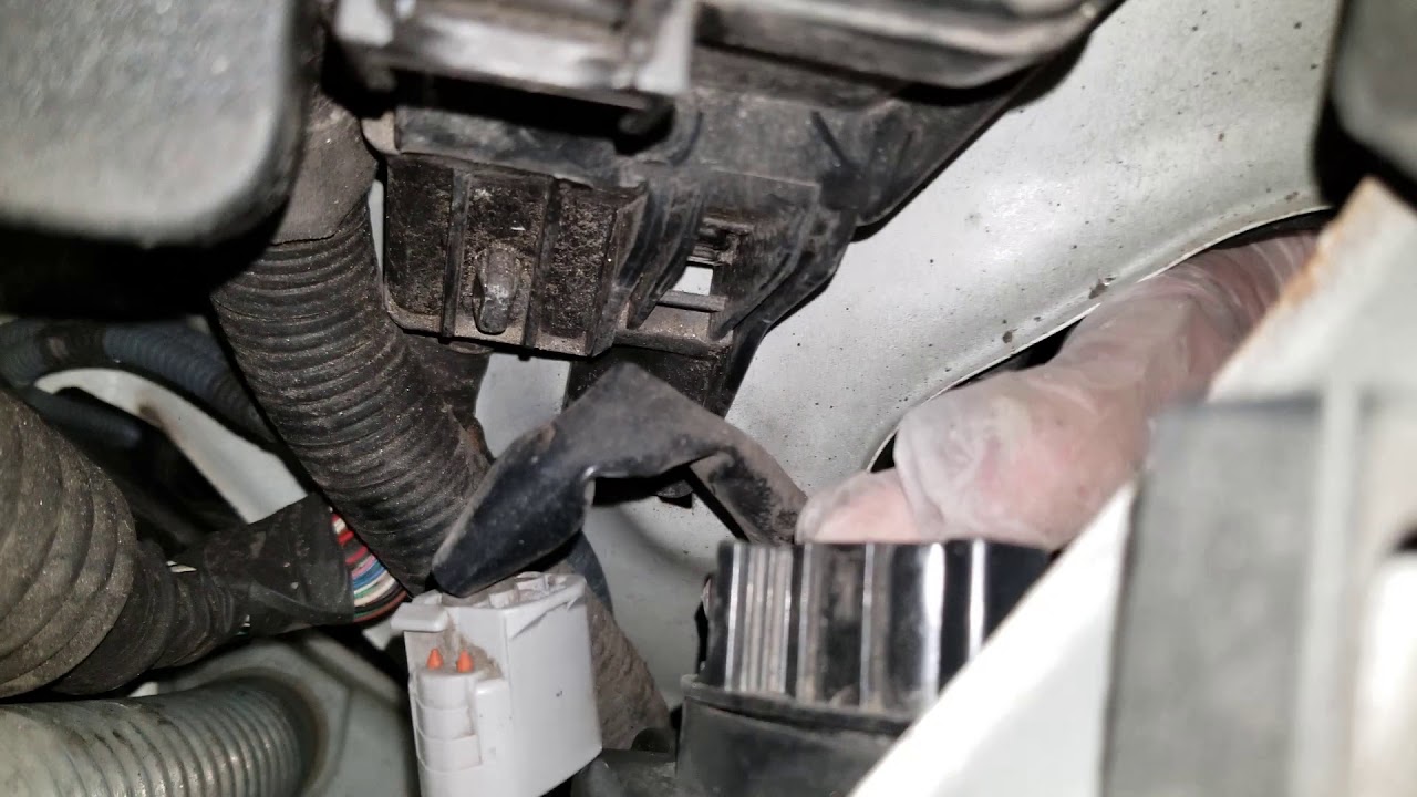 How to change HID light bulb on a Lexus GS350 2013-2015.