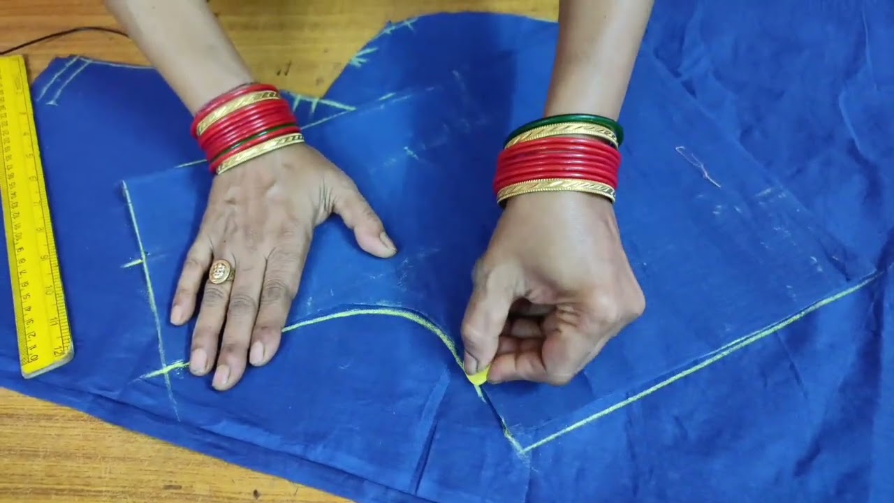 ఆది బ్లౌజ్ కొలతలు తో Lining Blouse Cutting| Lining Blouse Cutting For Beginners