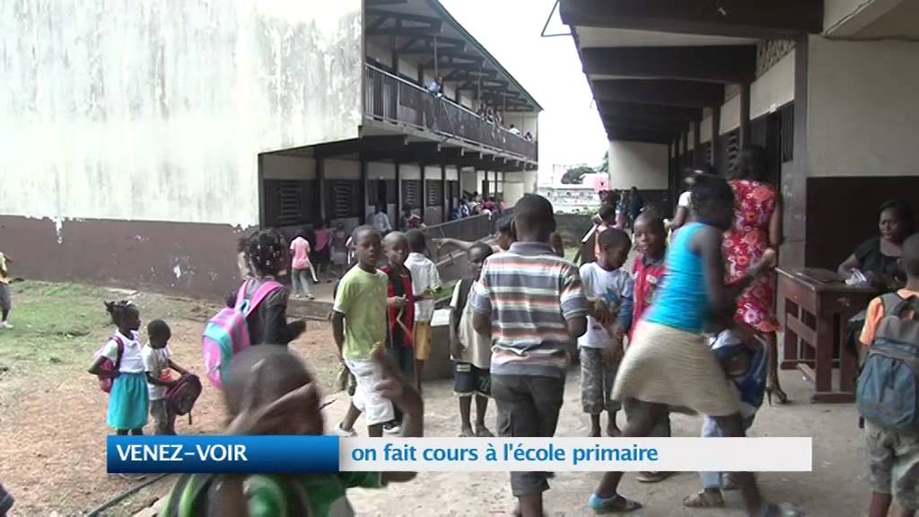 VENEZ VOIR: on fait cours à l' école primaire