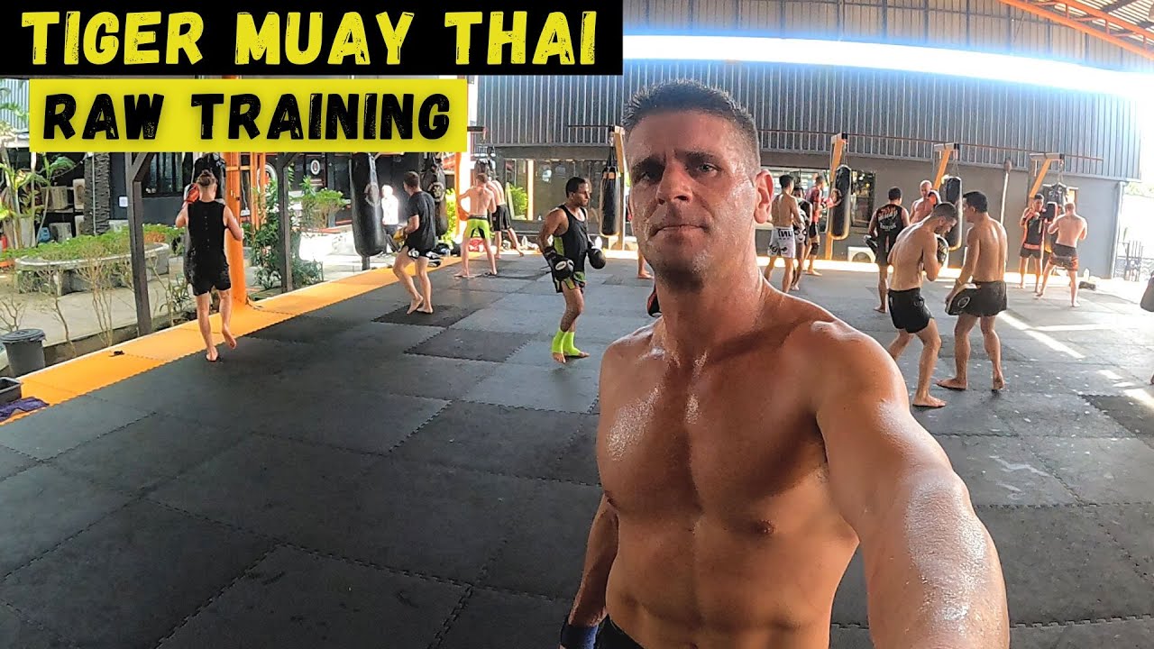 RAW Training at Tiger Muay Thai Camp (Fitness Street) | SE03E49