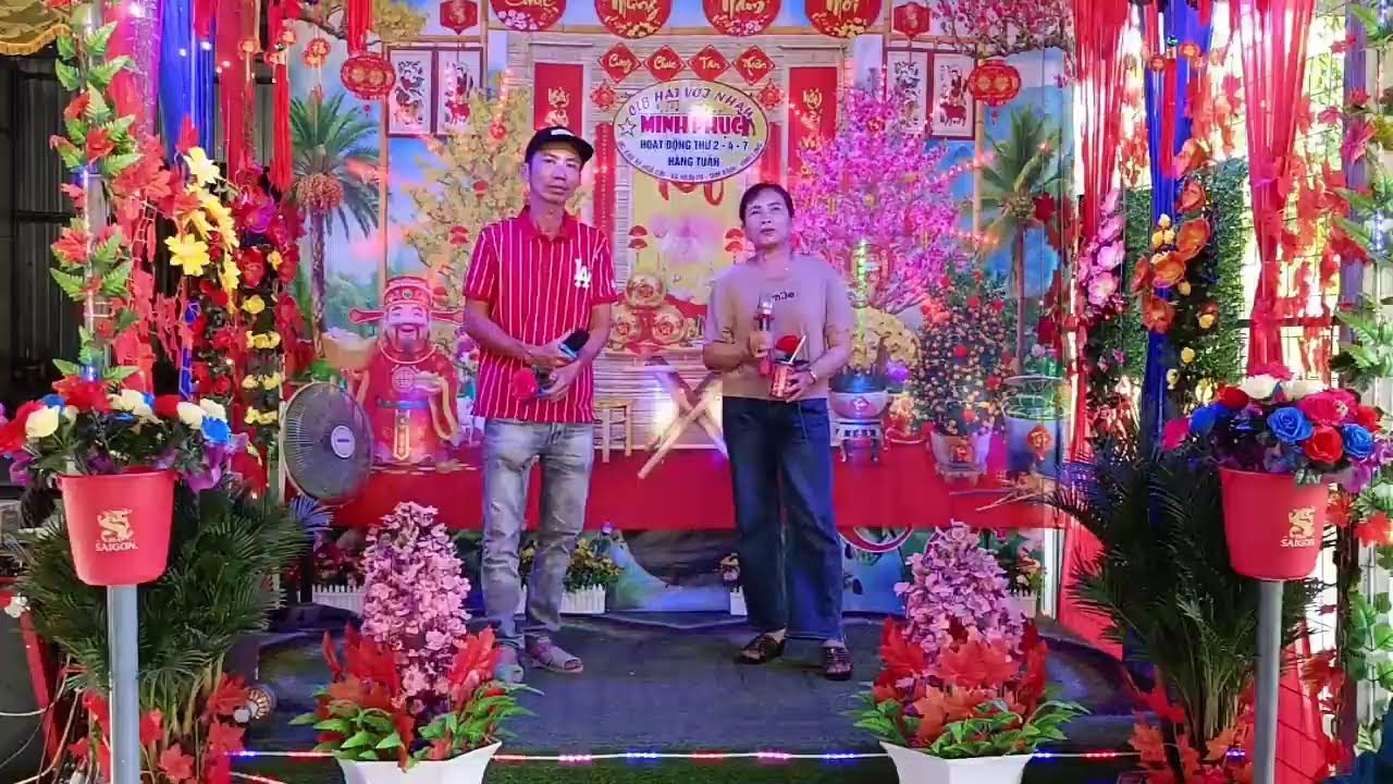 Phát trực tiếp của CLB HÁT VỚI NHAU MINH PHỤC, hoặc động vào ngày thứ 4 và thứ 7 hàng tuần,