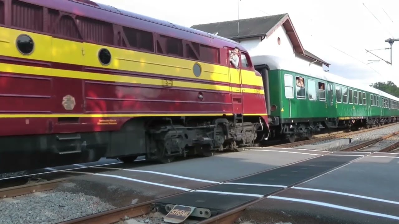 De stoere CFL 1600 diesel locomotief | The sturdy CFL 1600 diesel locomotive
