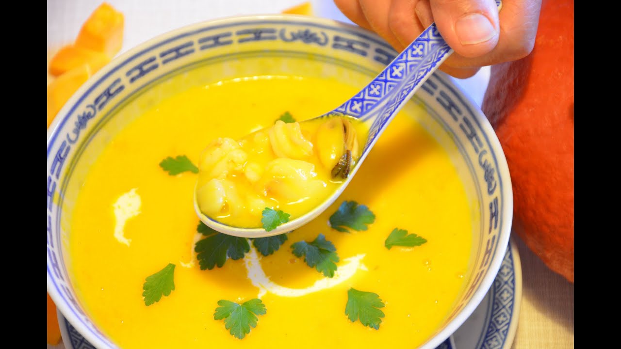 Hakkaido pumpkin seafood soup 北海道南瓜海鮮湯