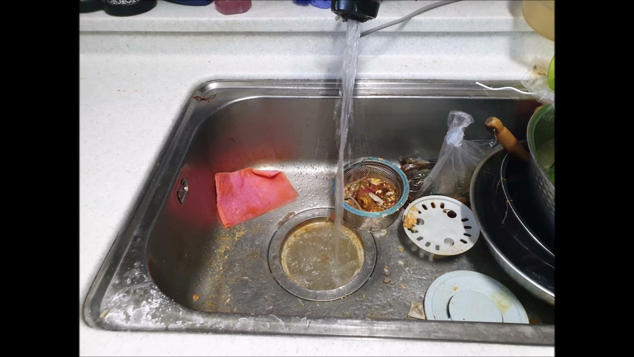 뚫어뻥 오수관청소 업체에서 고압세척 방법으로 막힌 하수구를 뚫었어요
