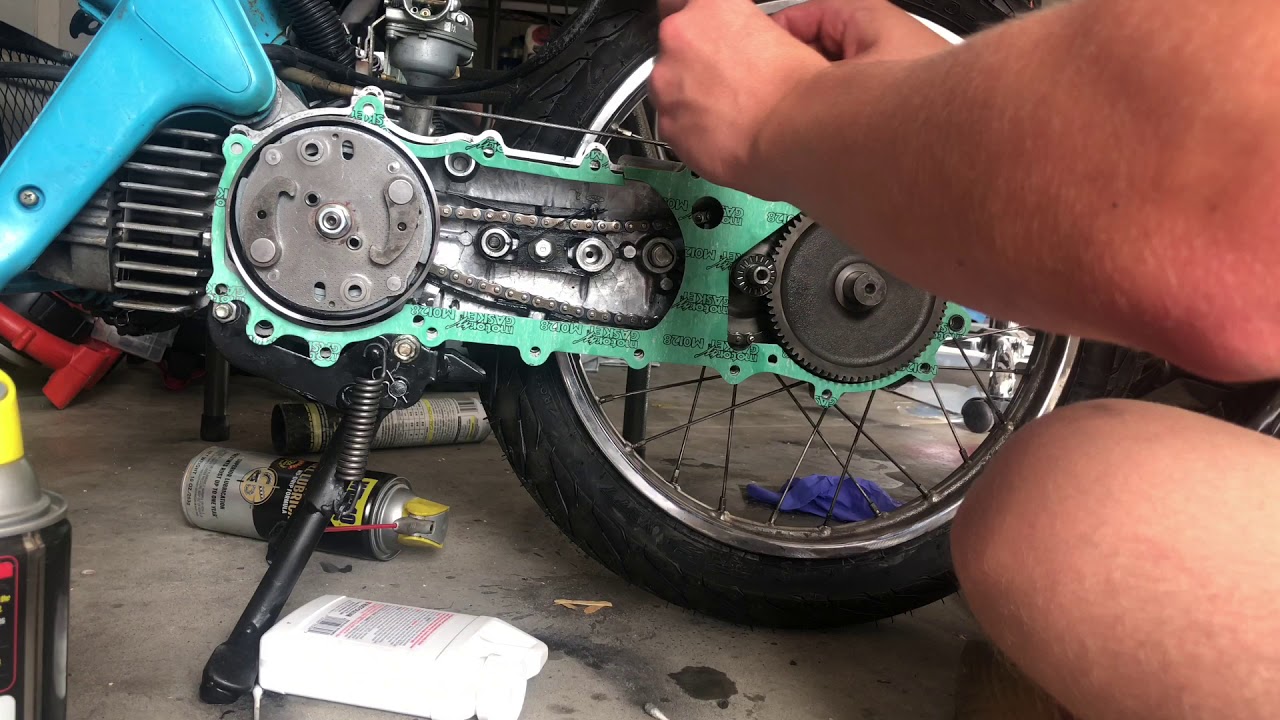 How To Install The Transmission Cover On A Honda Express