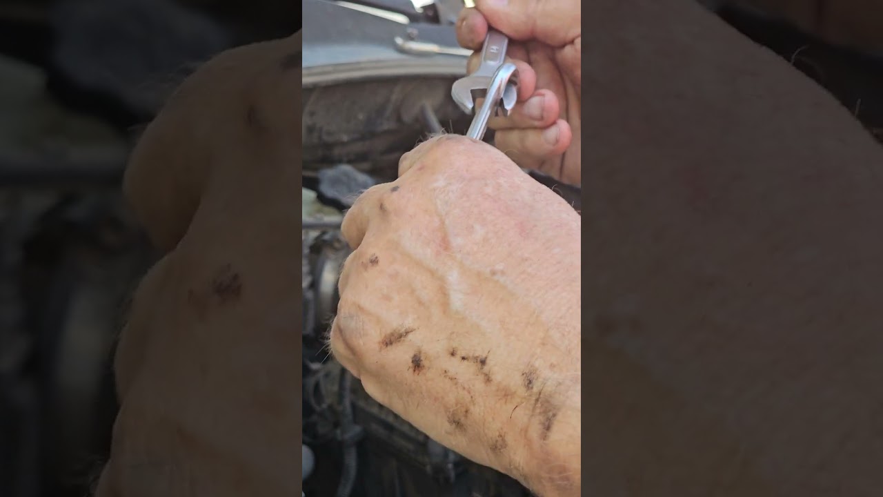 Kia Sportage front strut replacement