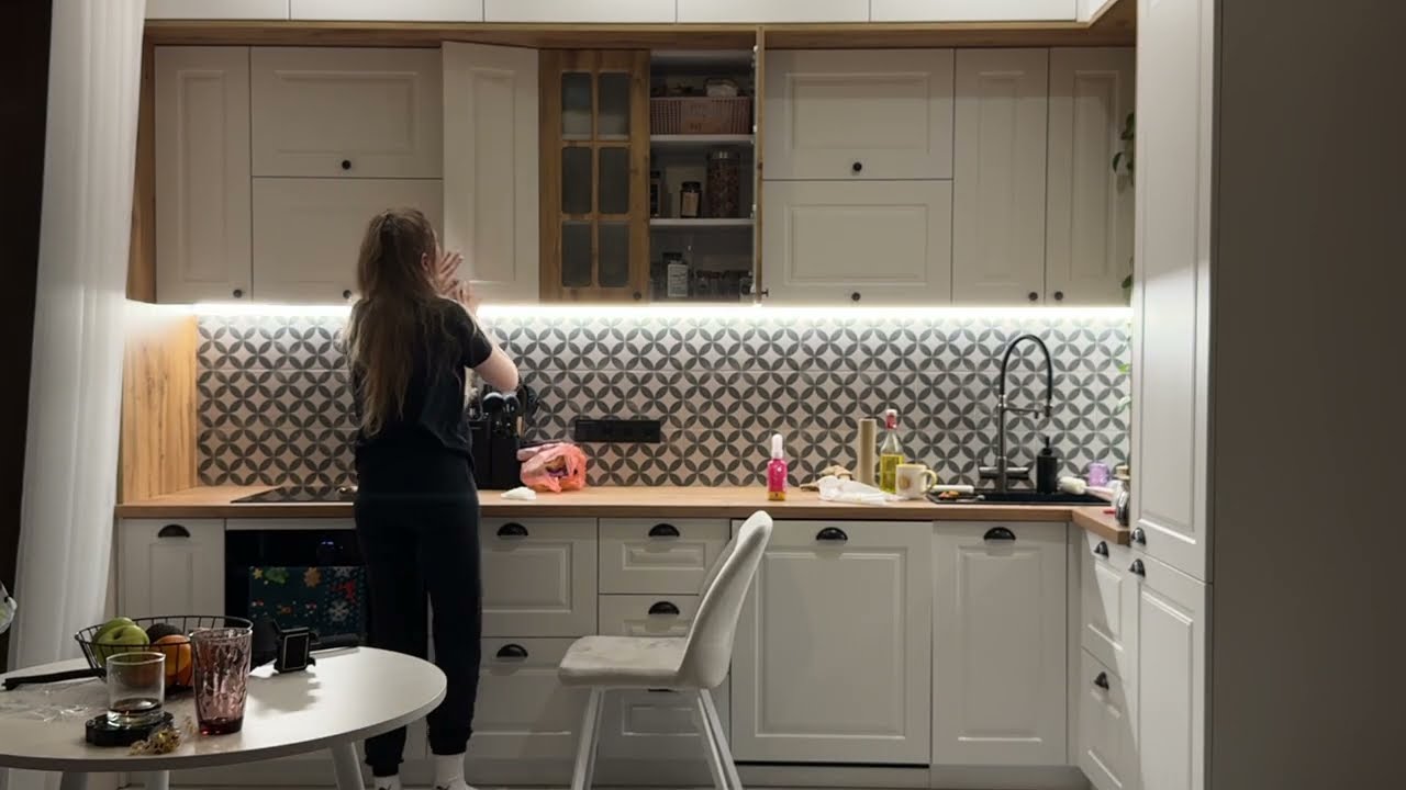 A Calm Kitchen Reset | Cozy Cleaning Routine