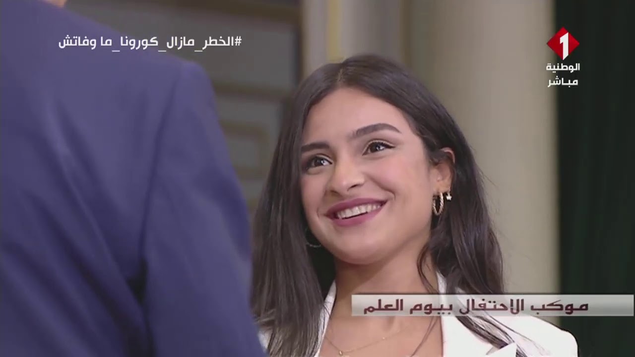 مراسم توسيم وتكريم المتفوقين في يوم العلم