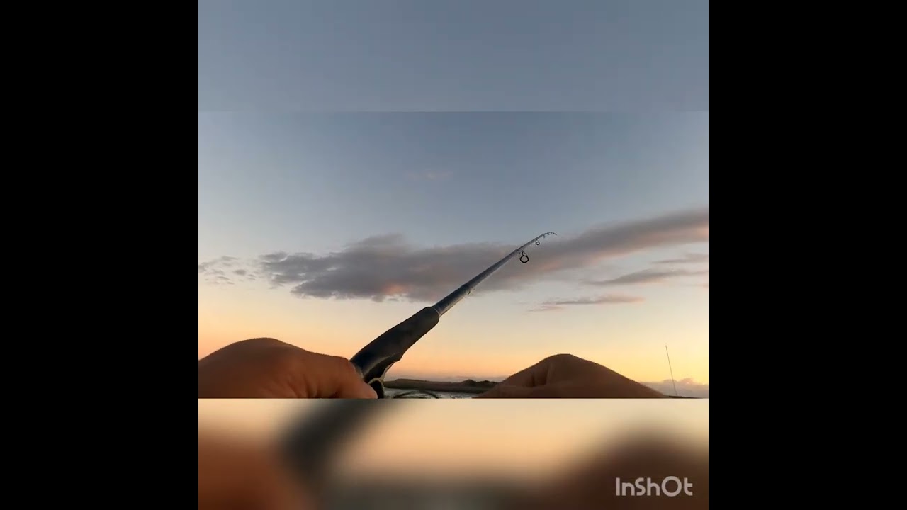 夕焼け　河口の波音　風速　北西10m　波高0.8m　ヒラメ