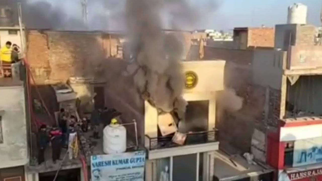 Samba: Readymade Clothes Shop Gutted In Fire