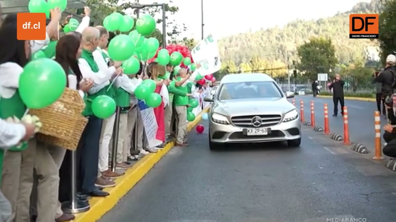 Trabajadores de Cencosud despidieron a Horst Paulmann: “Lo echaremos de menos, pero él seguirá vivo”