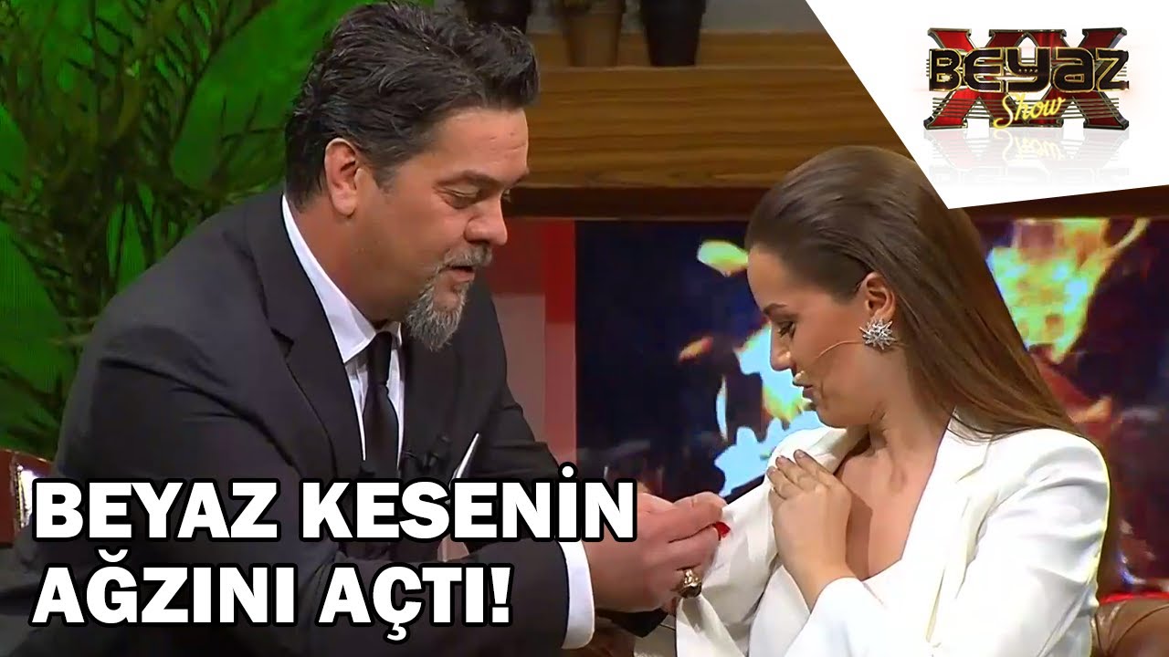 Beyaz, Fahriye Evcen'e Düğün Hediyesi Veriyor!  - Beyaz Show