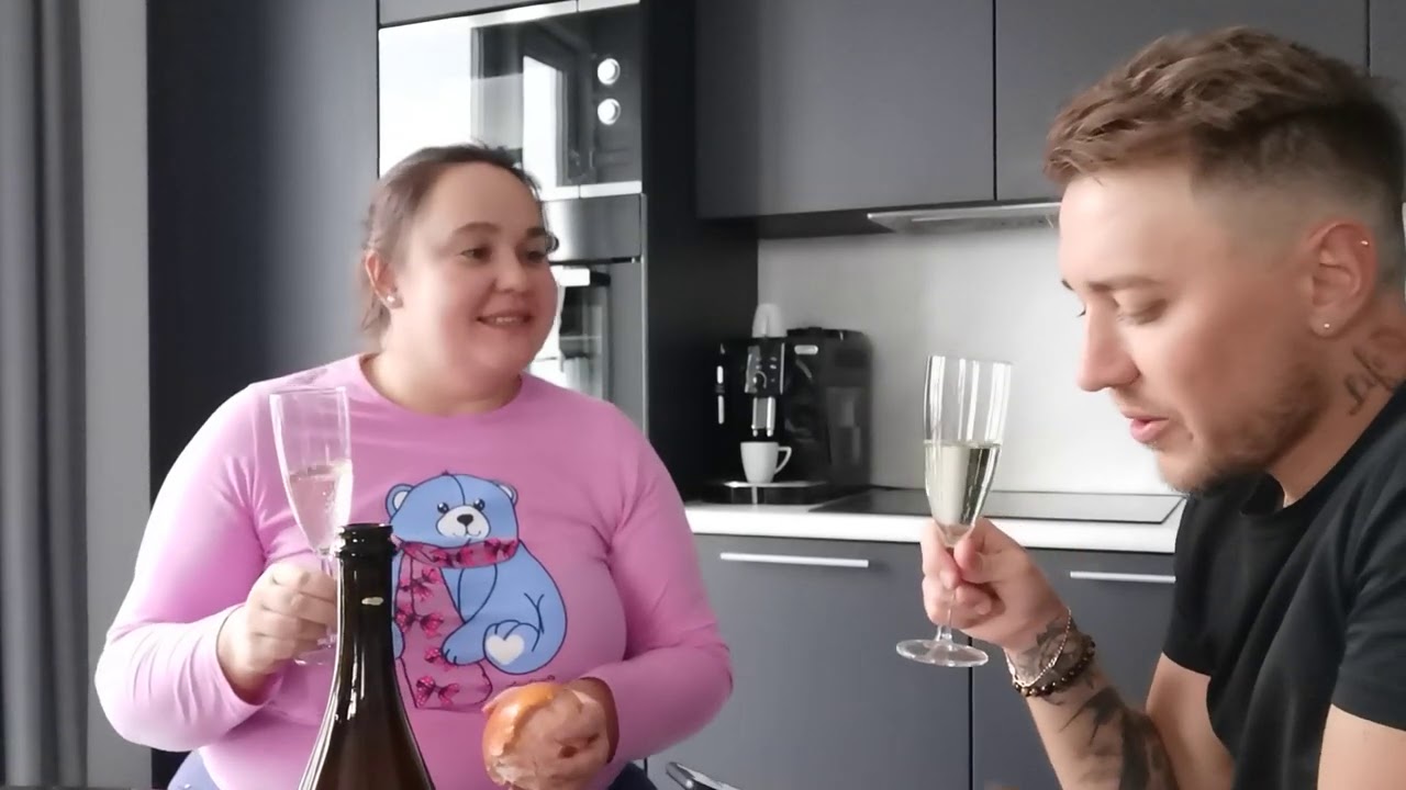 Нам было мало! Сходили за добавкой 😂🥂