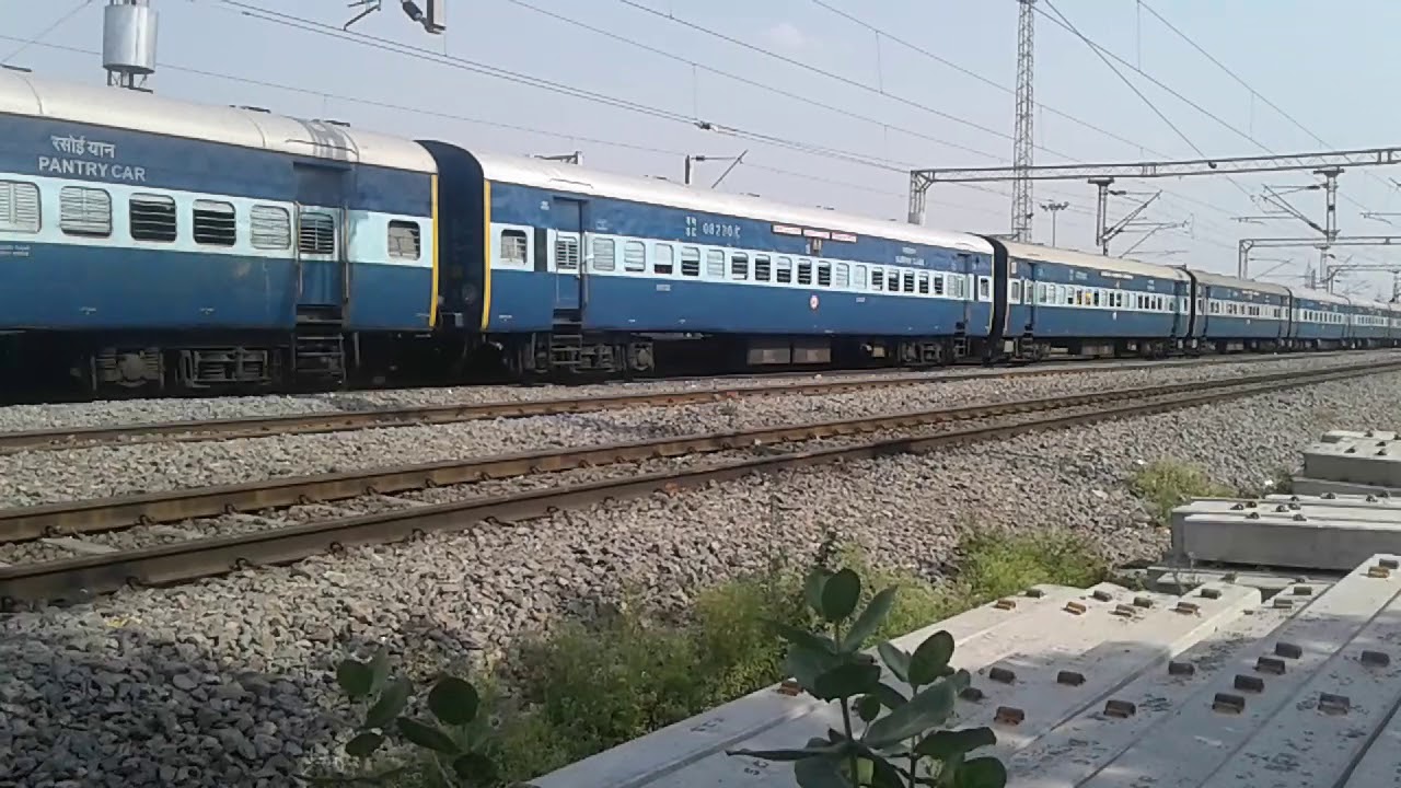 (IRFCA) 12724 Telangana Express