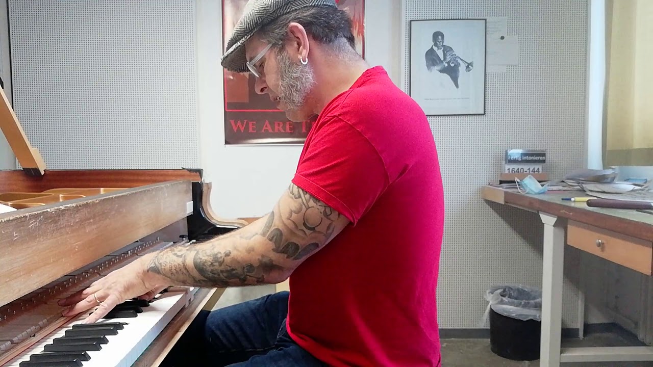 Tom Waits - Christmas Card From A Hooker In Minneapolis (Piano Cover)