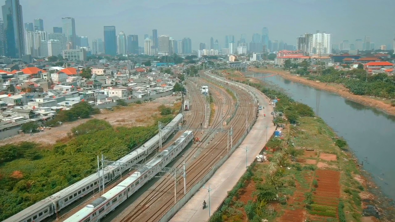 DJI Mavic 2 Zoom - KRL Commuter Line | Jakarta | Indonesia | Drone Footage