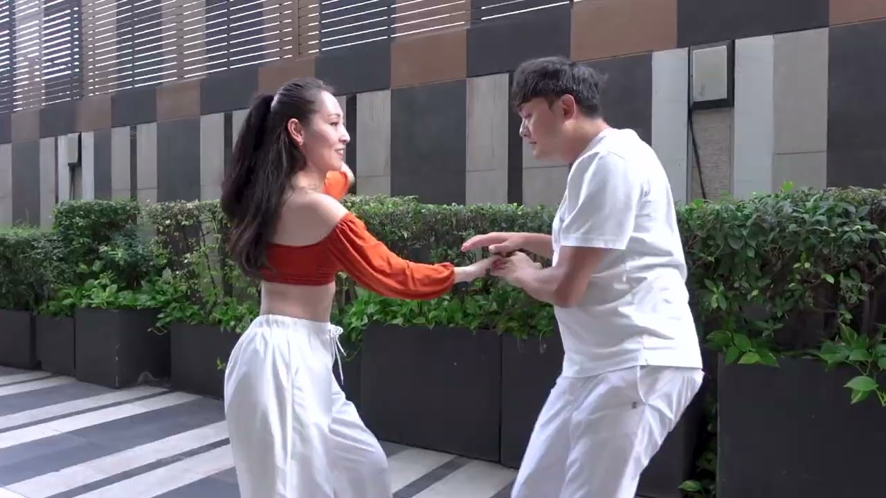 No Me Toca - Pinto Picasso I Bachata I Makiko & Hongpro