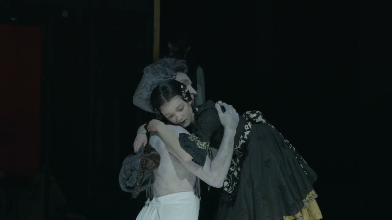 &laquo;Perel&agrave;&raquo;, Luzerner Theater