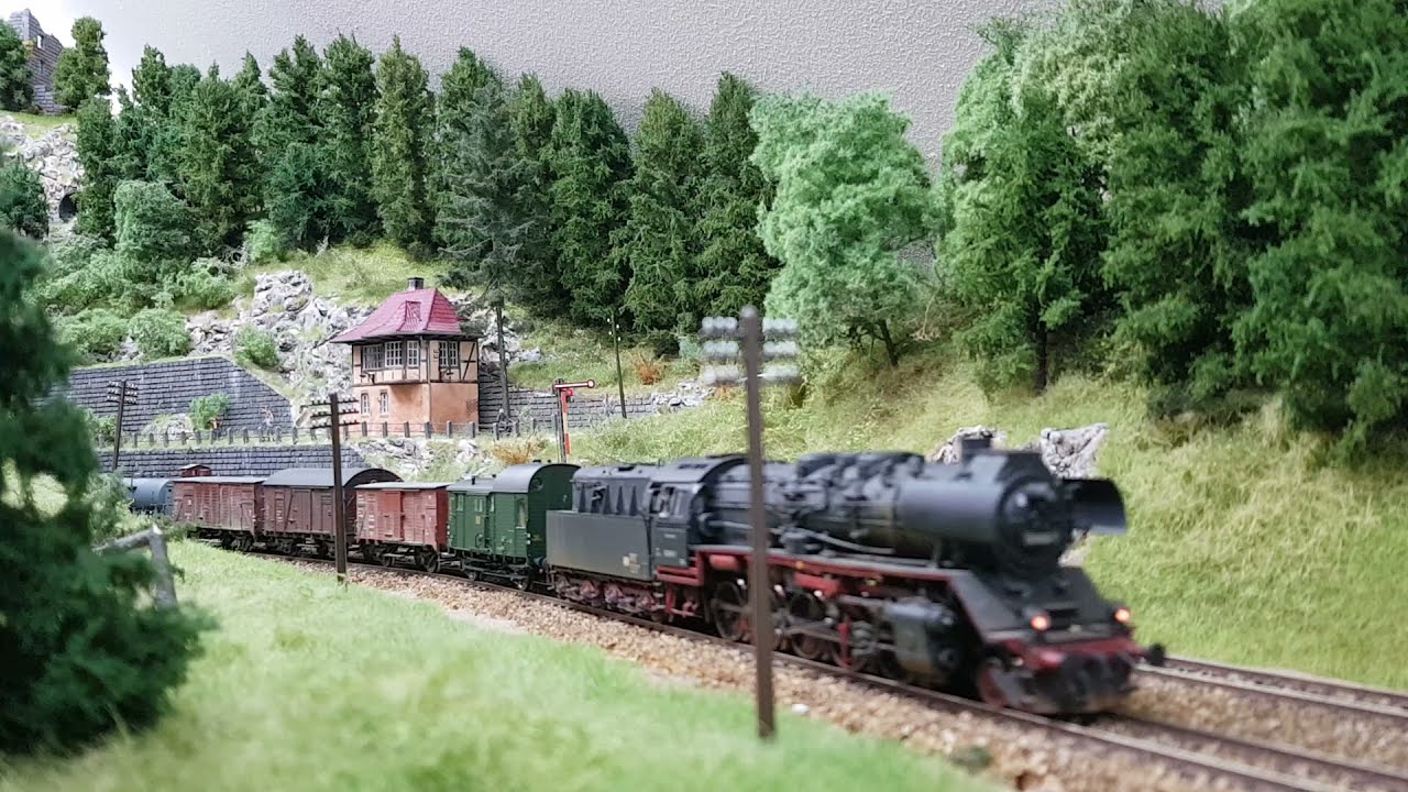 Zugfahrten der DR, mit BR 44, 50.0, 58.30 und 84 durchs Gebirge