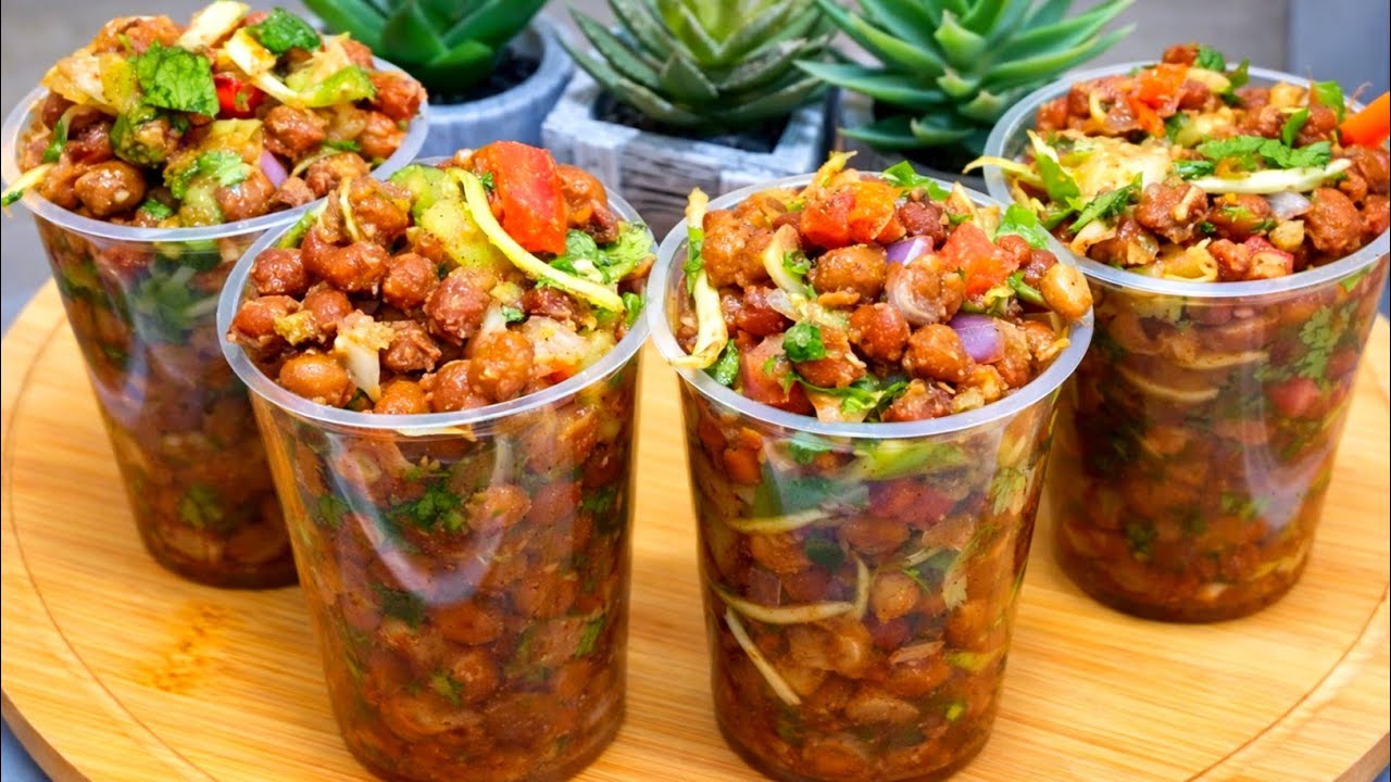 Pani Wali Chatpatti Aloo Chana Chaat I Street style Pani Wali Chaat  by Recipes kitchen 