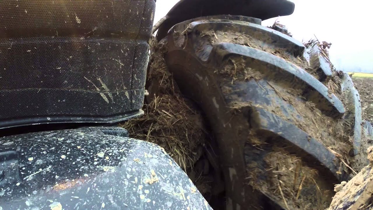 Ploughing 2014 - CASE IH 195 CVX APM + KUHN Master 100 Pentavomere