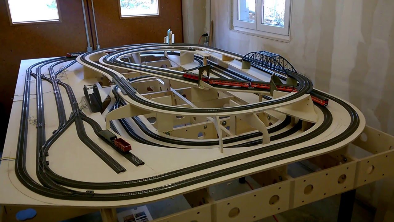 Märklin H0 Modelleisenbahn für Fahrbetrieb mit Mobile Station und CAN-digital-Bahn - Kundenauftrag