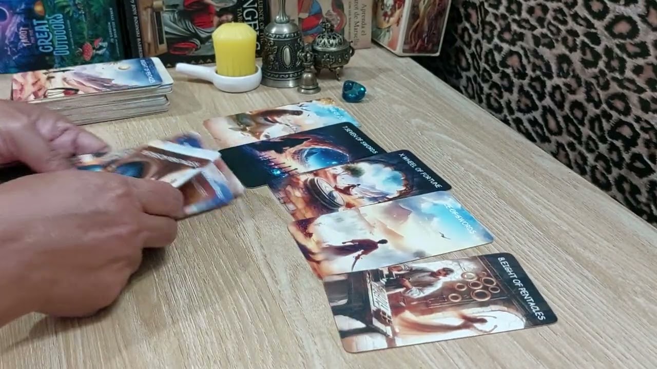 ¿Te va a buscar,  se acercará a  ti? Tarot interactivo 