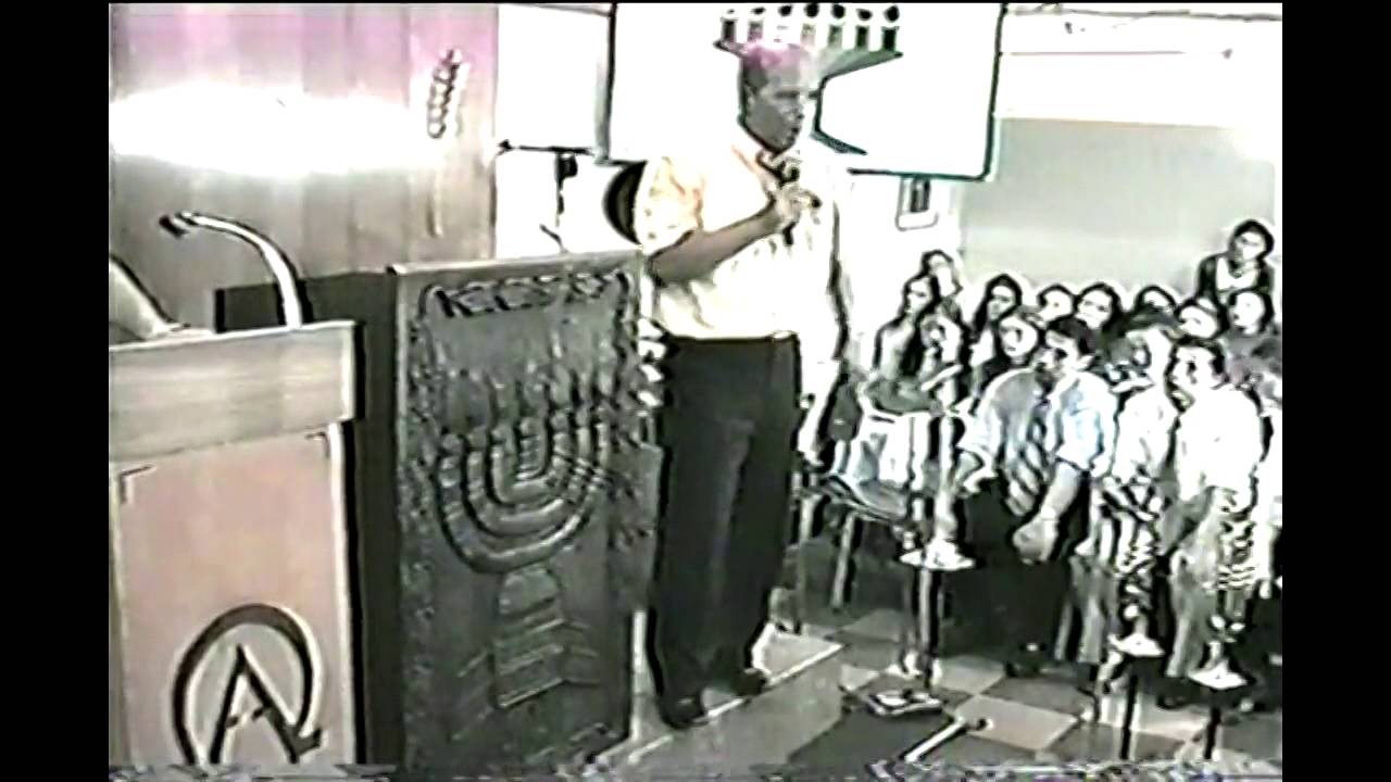 Cerca De La Cruz Pero Lejos De Su Sangre - Pastor Edgar Roscoe