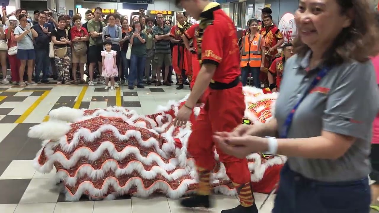 Lion Dance   @ Boon Lay Interchange SG 20/2/2026 ] SMRT Buses Services.