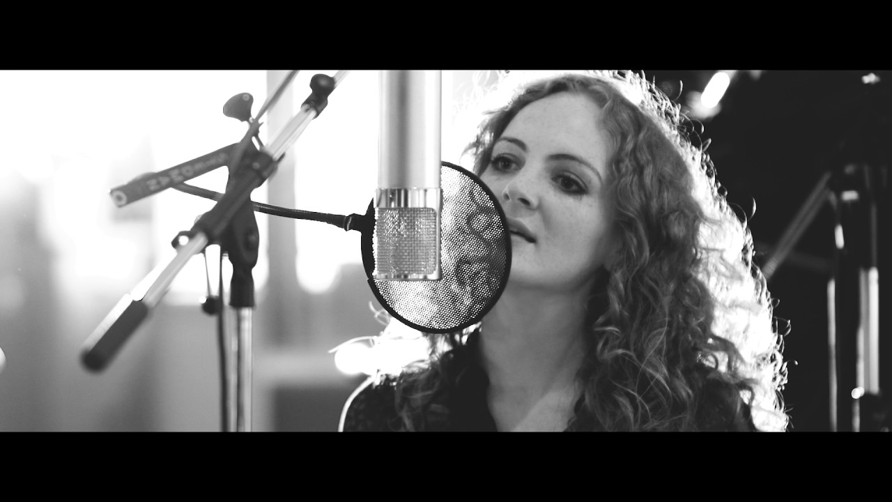 Robyn Stapleton - Ae Fond Kiss