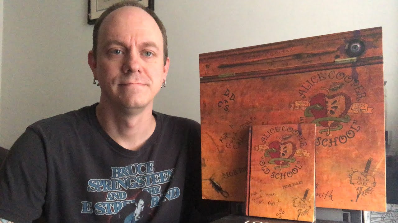Alice Cooper - Old School - Deluxe Desk Boxset Review & Unboxing