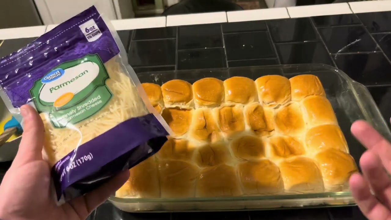 How to make deep dish Hawaiian roll pizza!!