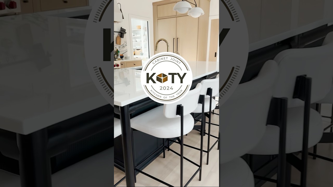 Kitchen of the Year 2/10 • Clean, contemporary rift cut white oak ✨ 