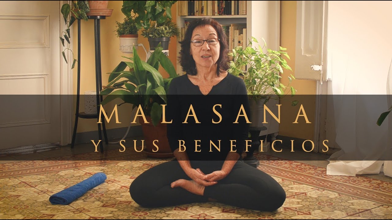 SLOW LIFE: 'MALASANA' y sus beneficios (postura de yoga, conocida también como 'Garland Pose')