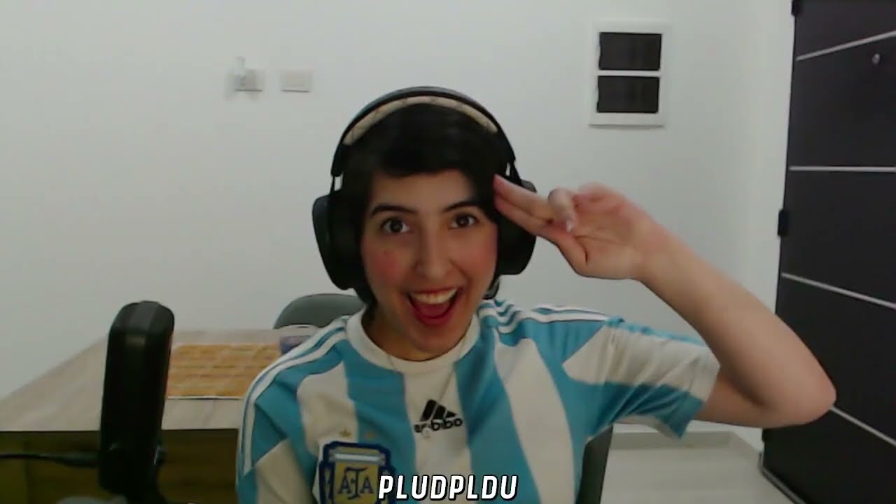 &iexcl;&iexcl;REAPAREC&Iacute; EN TWITCH!! &iquest;D&oacute;nde estaba Pludpldu? | Sea of Thieves (Gameplay latino)